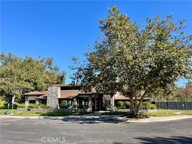 Building Photo - 26612 Royale Dr