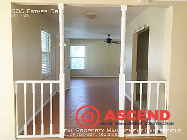 Foto del edificio - Charming 3 Bedroom Home in Oildale!