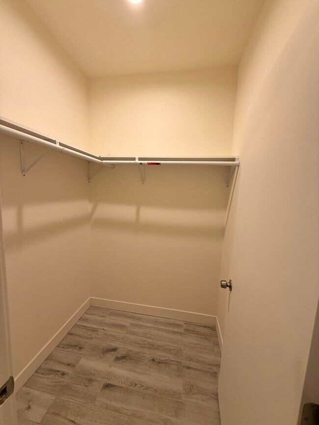 Foto del edificio - 1019 S Osage Ave