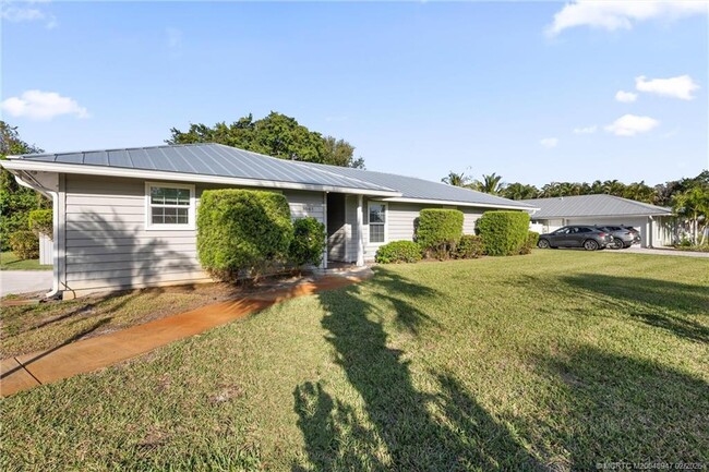 Building Photo - 3561 SE Micanopy Terrace