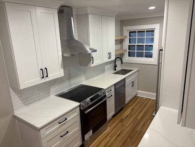Foto del edificio - 1412 Kenilworth Ave