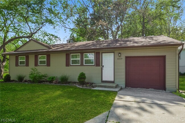 Building Photo - 5119 5th St W