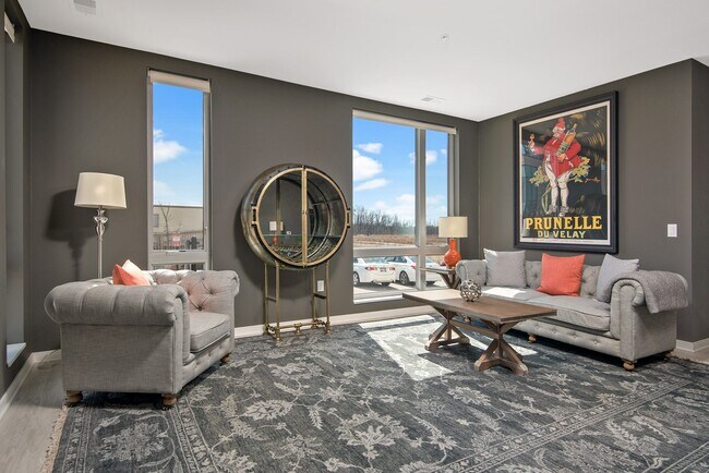 Foto del edificio - Emerald Row Apartments