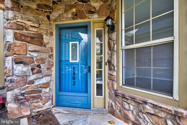 Foto del edificio - 1302 Foxmeadow Cir