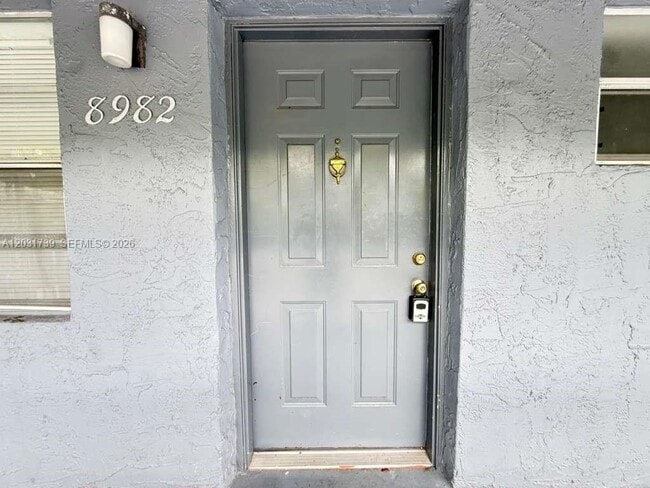 Building Photo - 8982 W Sample Rd