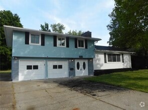Building Photo - 29538 Meadow St