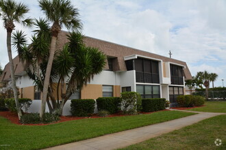 Building Photo - 2700 N Hwy A1A