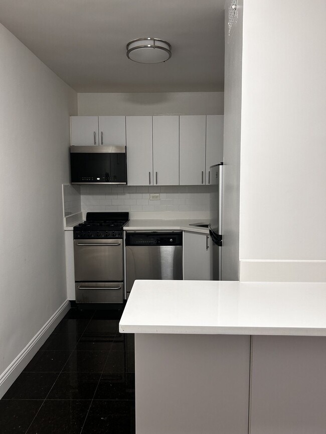 Foto del edificio - 145 E 16th St