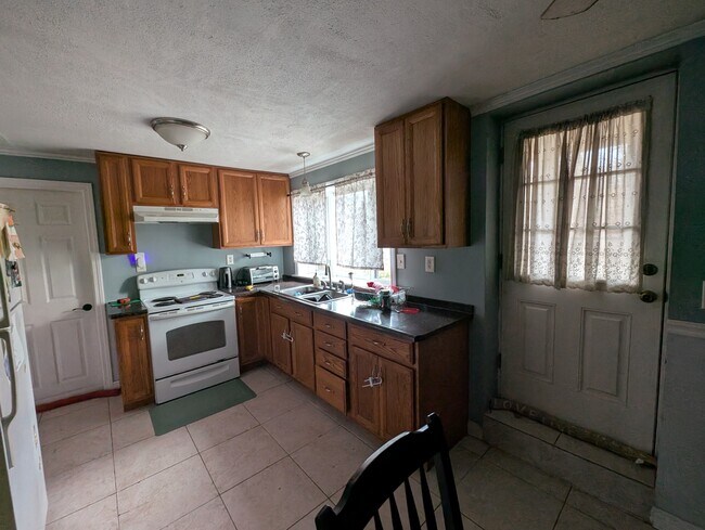 Foto del edificio - 25 Noyes Ave