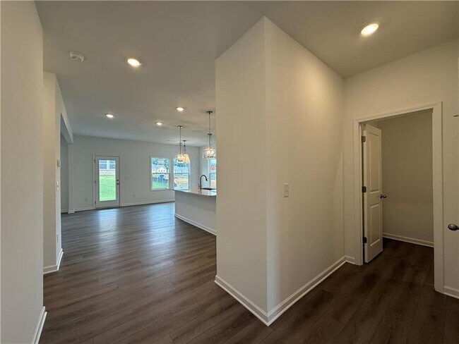 Building Photo - 5449 Hargrove Way