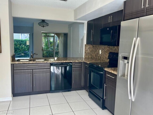 Building Photo - 2 br, 2.5 bath House - 3585 Deer Creek Pal...