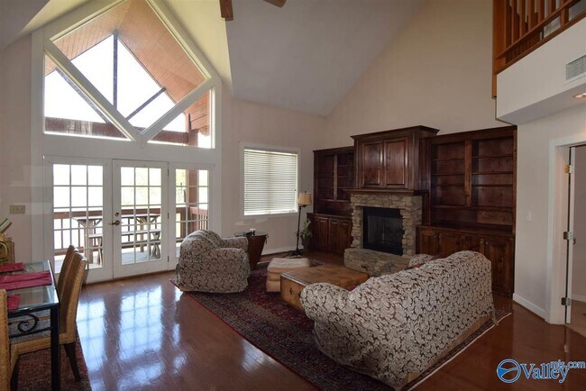 Building Photo - 7042 Val Monte Dr