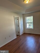 Building Photo - 147 Whirlwind Dr