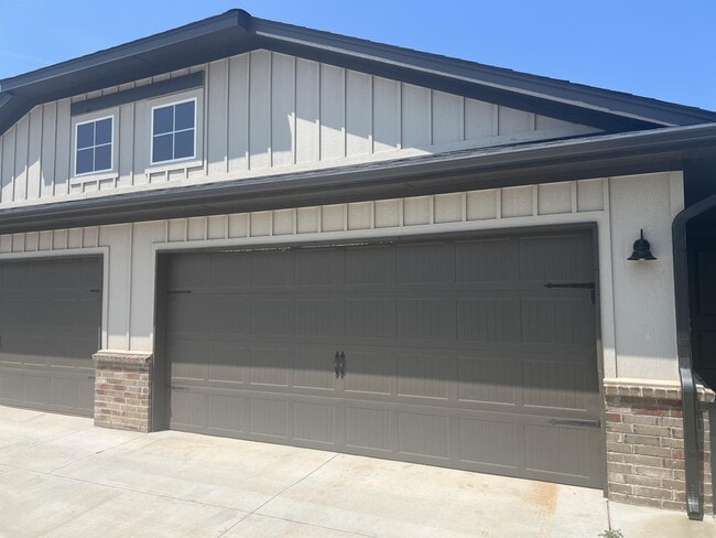 Photo - 11311 Northstar Ln (Oklahoma City, OK) House