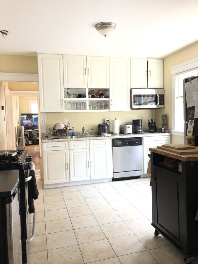 Foto del edificio - 120 Holton St