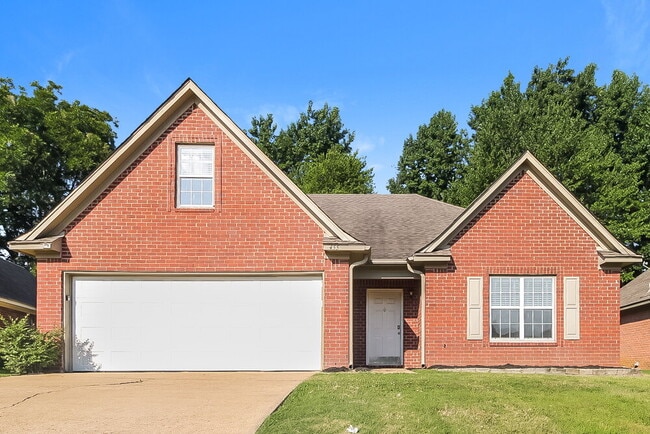 Building Photo - 455 Timber Way S