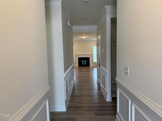 Foto del edificio - 529 Glenwyck Ct