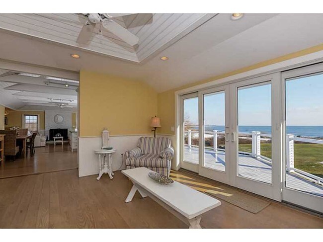 Building Photo - 10 Ocean Dr