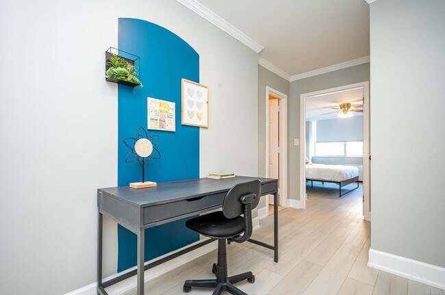 Building Photo - 215 Piedmont Ave NE