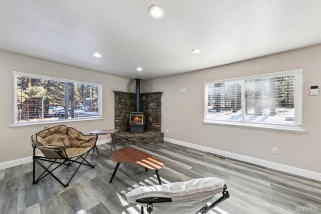 Foto del edificio - 2543 Knox Ave