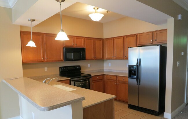 Foto del edificio - Luxury 3BR/2BA River Towne Condo - Available for FALL 2026 Only $2400/month!