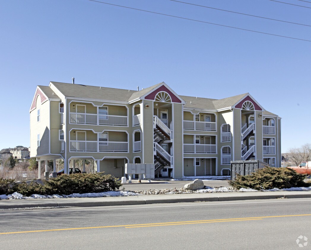 1135 S Gilbert St, Castle Rock, CO 80104 Apartments in Castle Rock