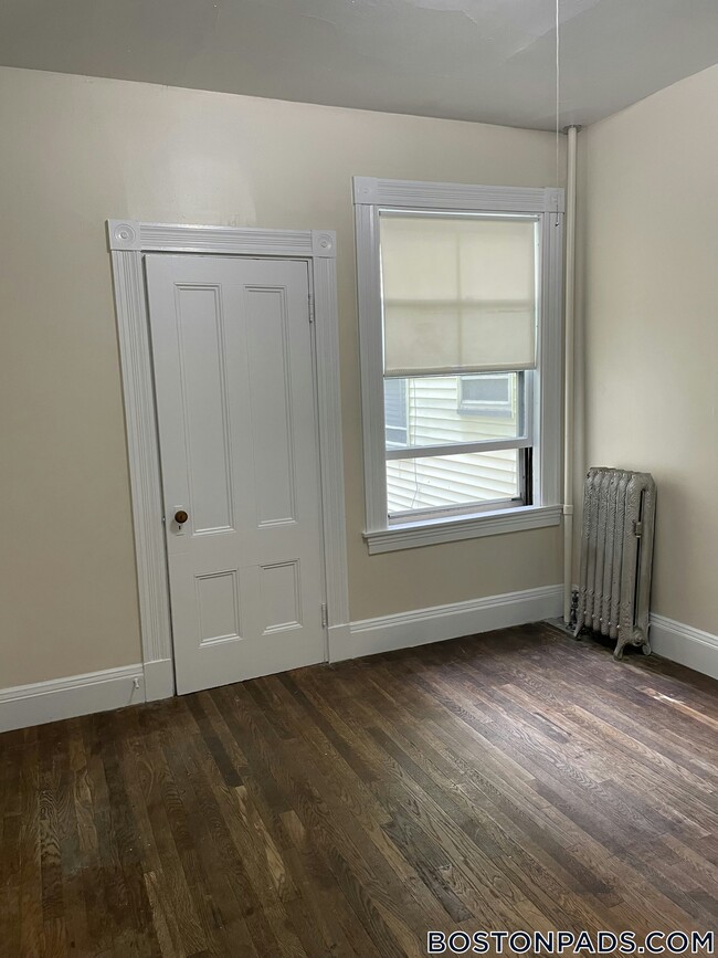 Building Photo - 78 Aldie St