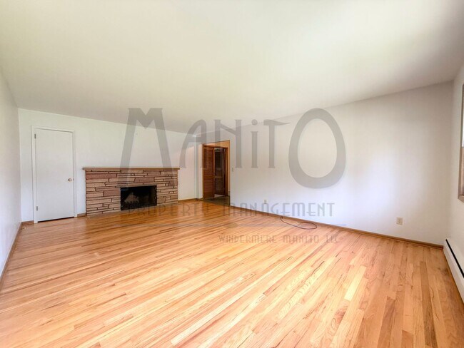 Foto del edificio - South Hill Red Brick Rancher