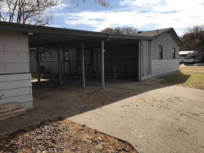 Foto del edificio - Pre Leasing for fall 2026! 3/2 in Medical District!