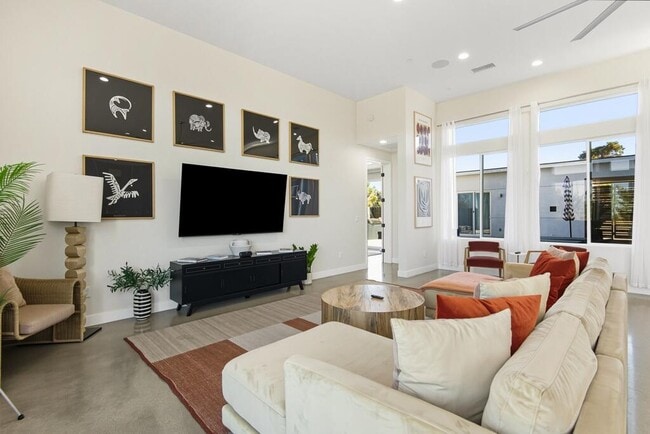 Foto del edificio - 58654 Piedmont Dr