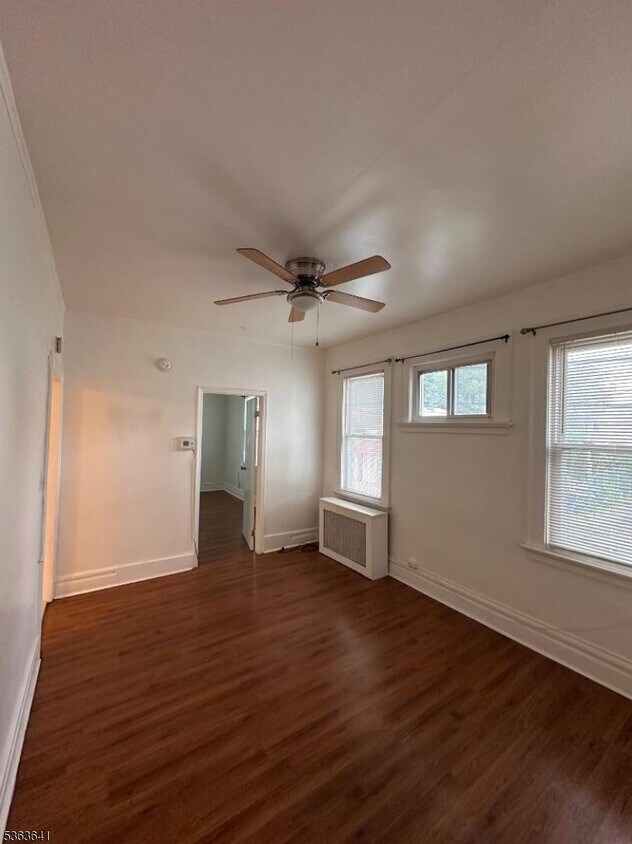 Foto principal - 1 Norwood Ave