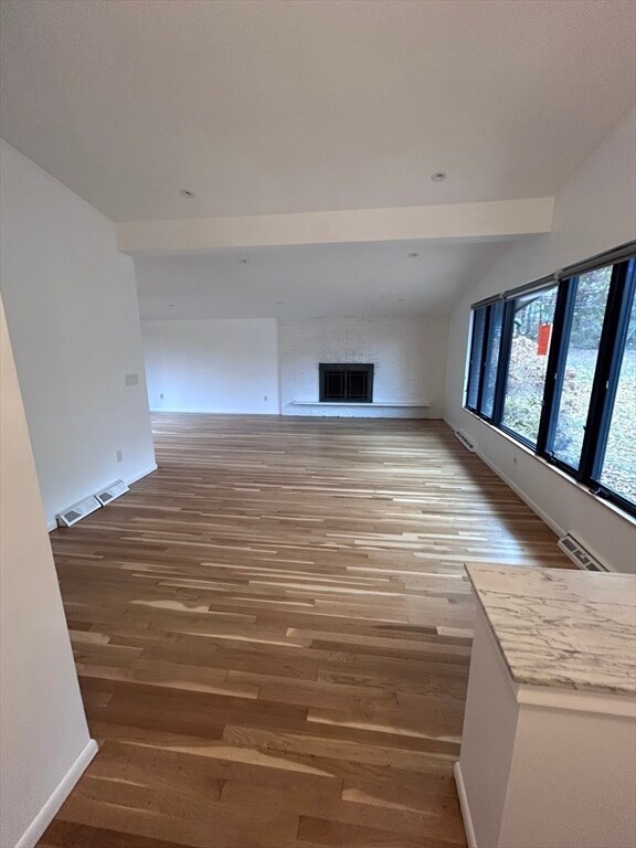 Foto del edificio - 44 Marla Cir