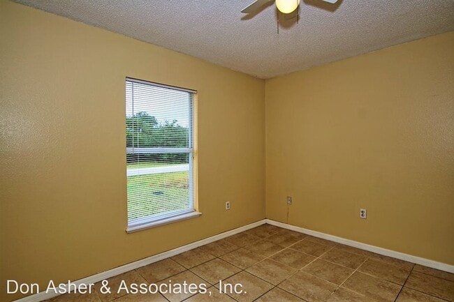 Building Photo - 3 br, 2 bath House - 1217 Amazon Dr.