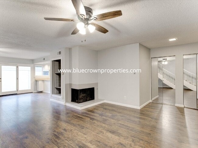 Building Photo - 462 Westview Terrace