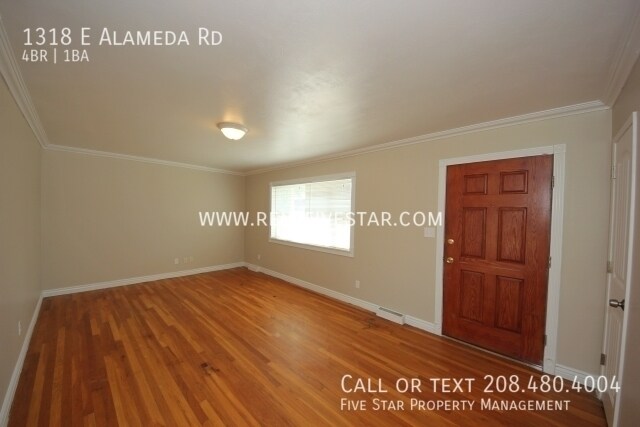 Foto del edificio - Home Available in Central Pocatello! This ...