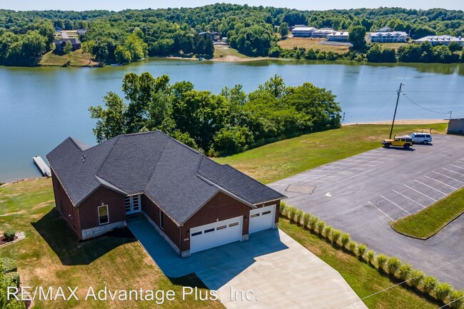 Building Photo - 4 br, 3 bath House - 147 Wingate Road