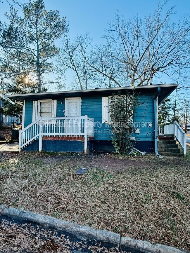 Building Photo - 202 Realty St