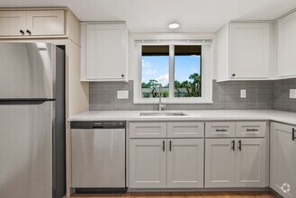 Building Photo - 8601 Huron Ct