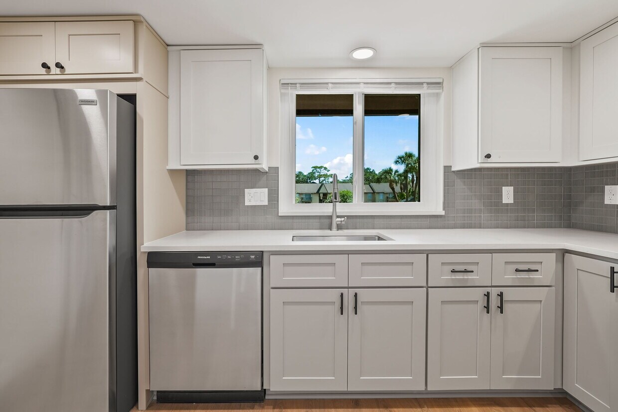 Foto principal - 8601 Huron Ct