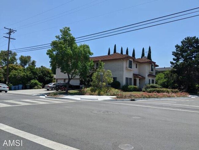 Building Photo - 8 br, 6 bath House - 788 Talisman Ct