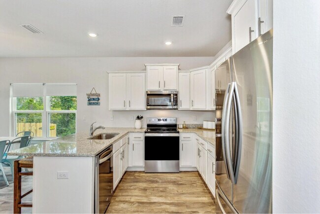 Foto del edificio - 7936 Sweet Retreat Ln