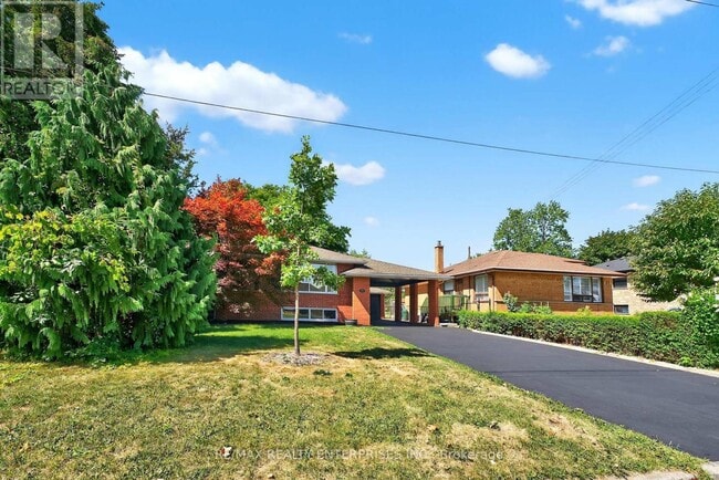 Building Photo - 16 Warbeck Pl