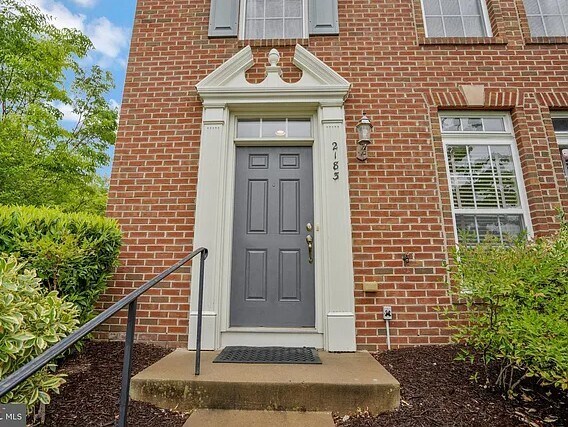 Foto del edificio - 2183 Potomac Club Pkwy