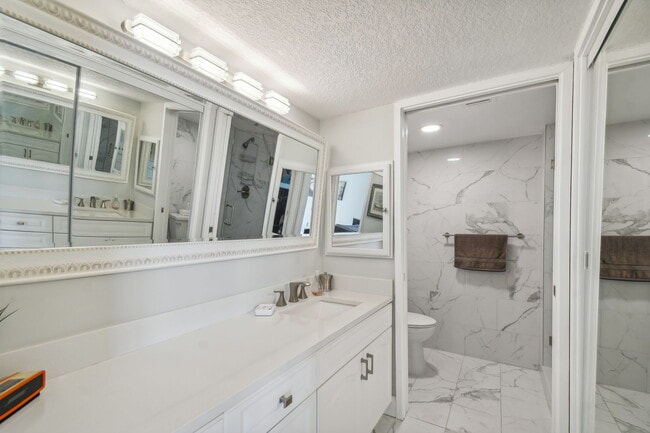 Foto del edificio - 2413 Bayshore Blvd