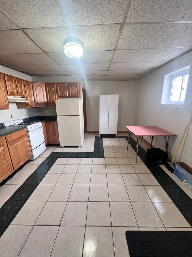 Foto del edificio - 53 Malden St