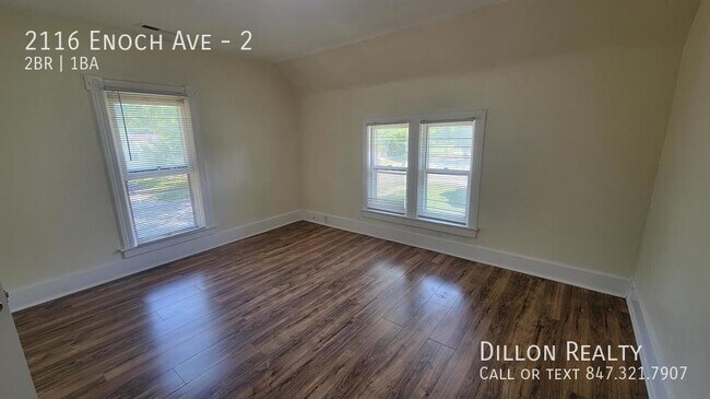 Foto del edificio - 2116 Enoch Ave