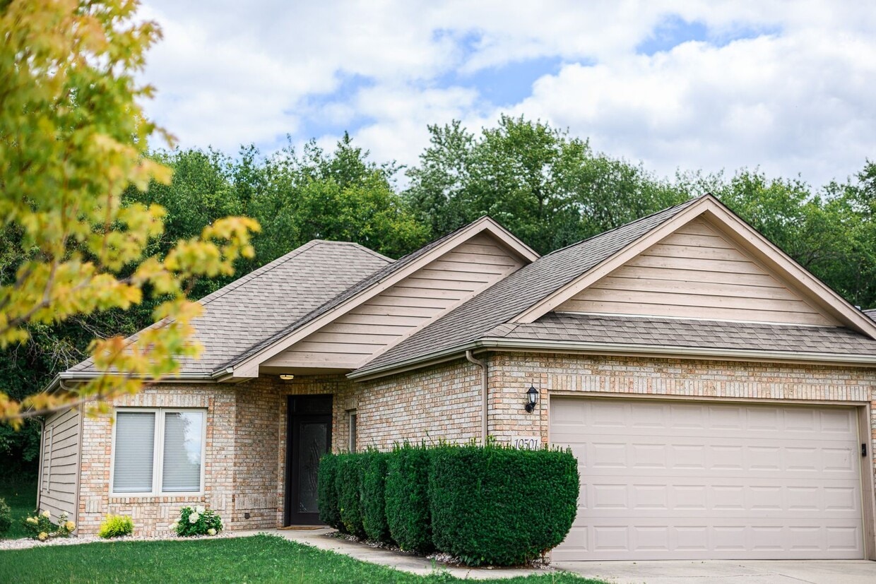 Primary Photo - 2 bed 2 bath Ranch Townhouse in Winfield