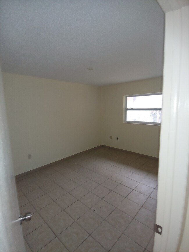 Building Photo - 4027 Audubon Dr