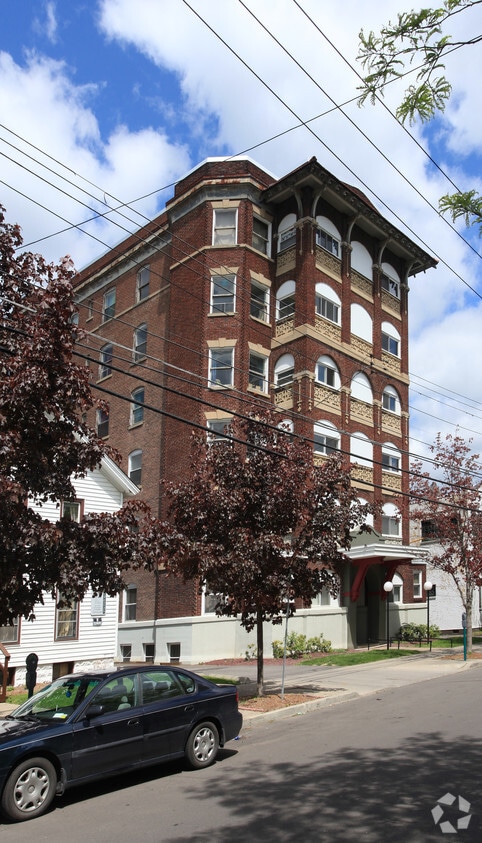 Building Photo - Bl Chapin