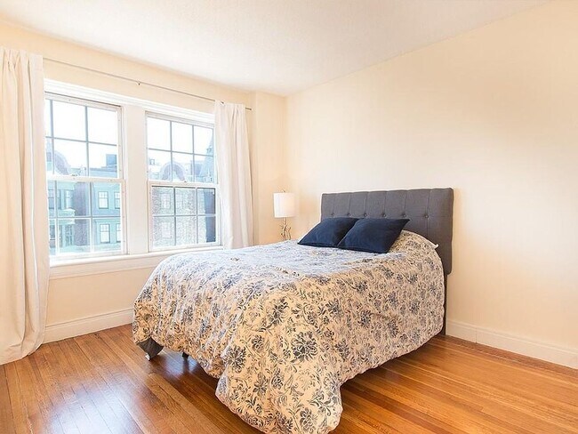 Foto del edificio - 534 Beacon St